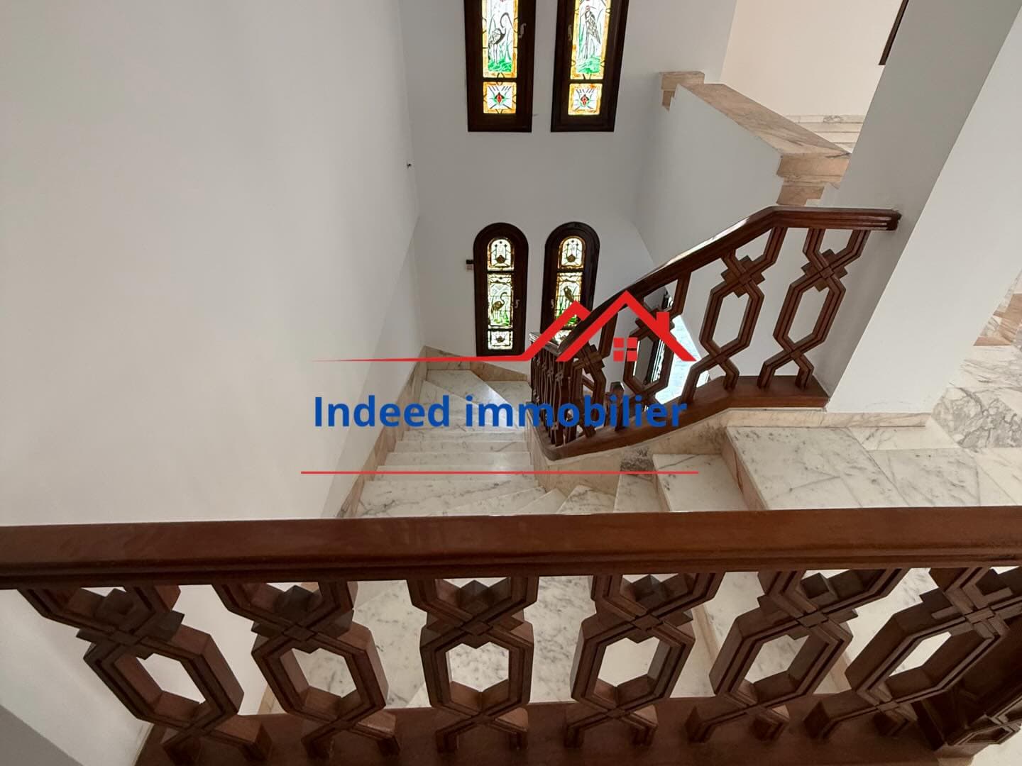 À VENDRE – VILLA DE PRESTIGE R+2