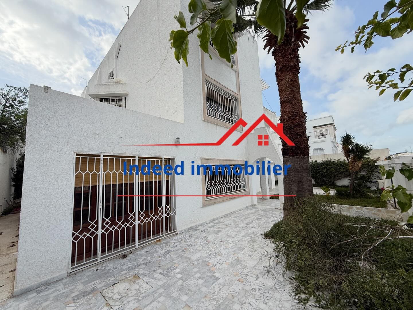 À VENDRE – VILLA DE PRESTIGE R+2