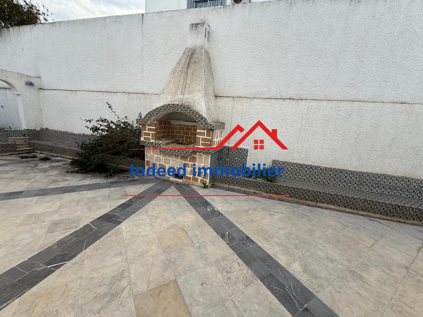 À VENDRE – VILLA DE PRESTIGE R+2